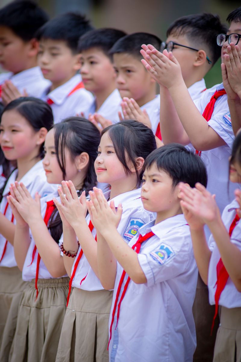 Học sinh trong một sự kiện của trường tại Hà Nội